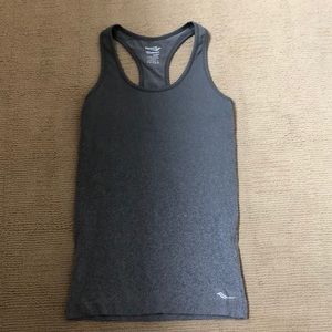 Saucony workout tank top